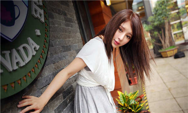 鹤壁想找一个女性生孩子给报酬-｛找个女人生孩子多少钱｝